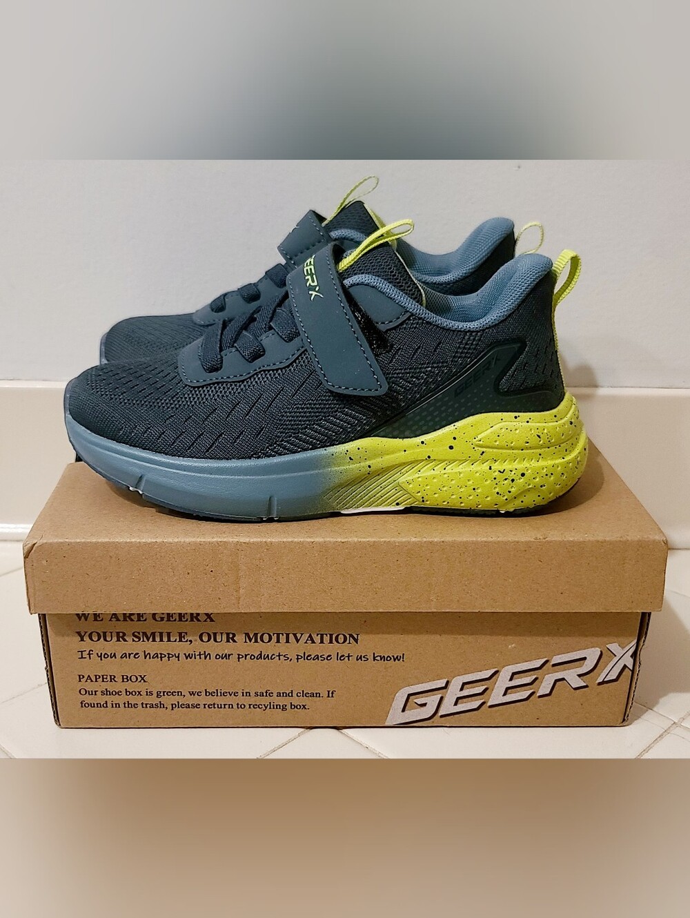 GEERX Max Athletic Sneakers Kid's Size 13C